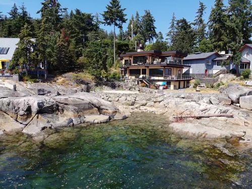 9217 Truman Rd, Halfmoon Bay, BC, V7Z1B5 | Card Image