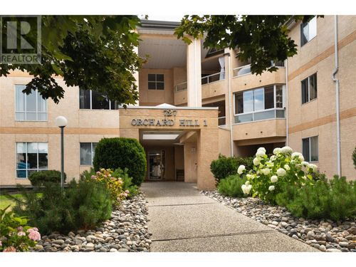 302-727 Houghton Rd, Kelowna, BC, V1X7J7 | Card Image