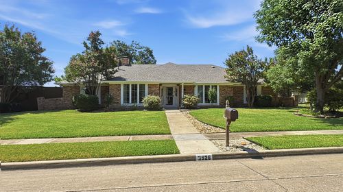 3526 S Echo Trl, Plano, TX, 75023-8110 | Card Image