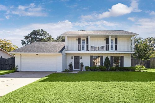 1802 Hickory Ln, Brenham, TX, 77833-5023 | Card Image