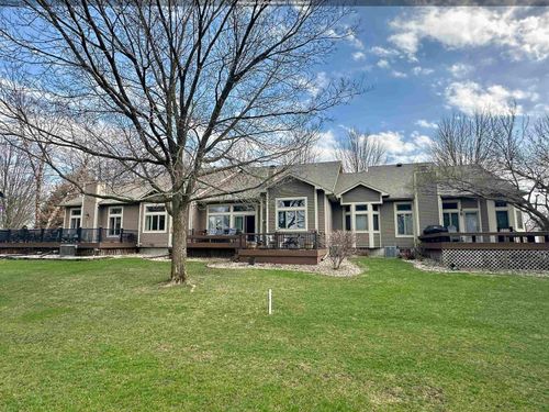 203 Emerald Meadows Dr, Arnolds Park, IA, 51331-7567 | Card Image