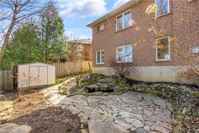 47 Morton Ave, House other with 4 bedrooms, 2 bathrooms and 4 parking in Dundas ON | Image 44