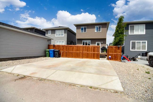 828 West Lakeview Drive, House other with 3 bedrooms, 3 bathrooms and 4 parking in Chestermere AB | Image 36