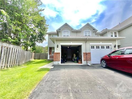 64 Tobermory Cres, Kanata, ON, K2K3M4 | Card Image