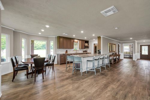 361 S Lakeside Dr, Huntsville, TX, 77320-8205 | Card Image