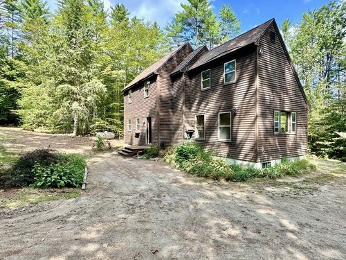 12 Wolfe Den Dr, New Hampton, NH, 03256-4411 | Card Image