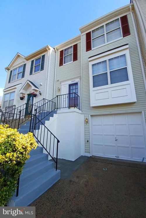 8503 Charnwood Ct, MANASSAS, VA, 20111-1757 | Card Image