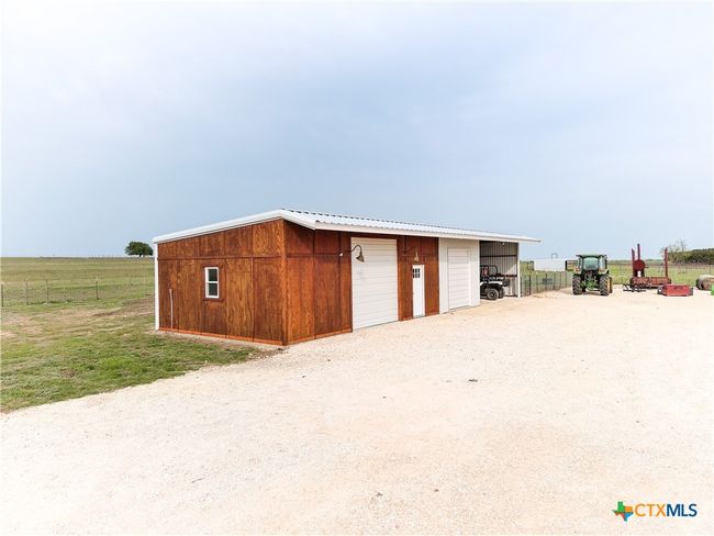 973 County Road 130, Home with 3 bedrooms, 3 bathrooms and null parking in Gatesville TX | Image 29