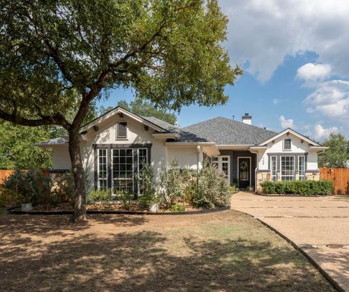 799 W Bartlett Dr, Buda, TX, 78610-3171 | Card Image