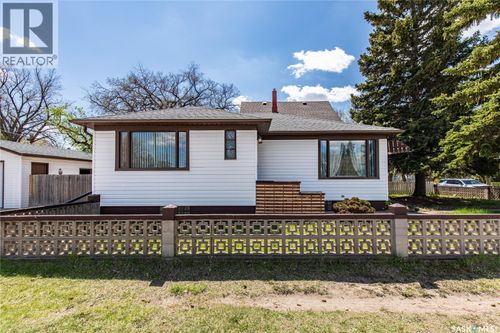 1171 Henleaze Ave, Moose Jaw, SK, S6H3V8 | Card Image
