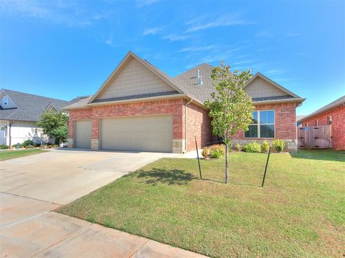 404 Braxton Way, Yukon, OK, 73099 | Card Image