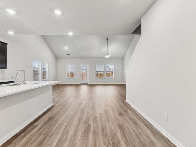 163 El Cosmico Dr, House other with 5 bedrooms, 3 bathrooms and 4 parking in Kyle TX | Image 8