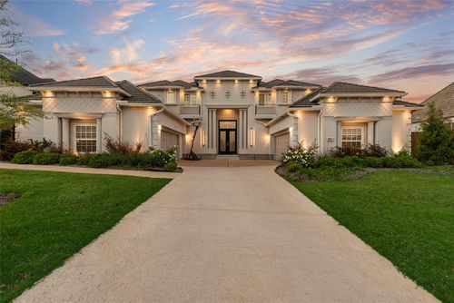 816 Jamestown Ln, Southlake, TX, 76092-1608 | Card Image
