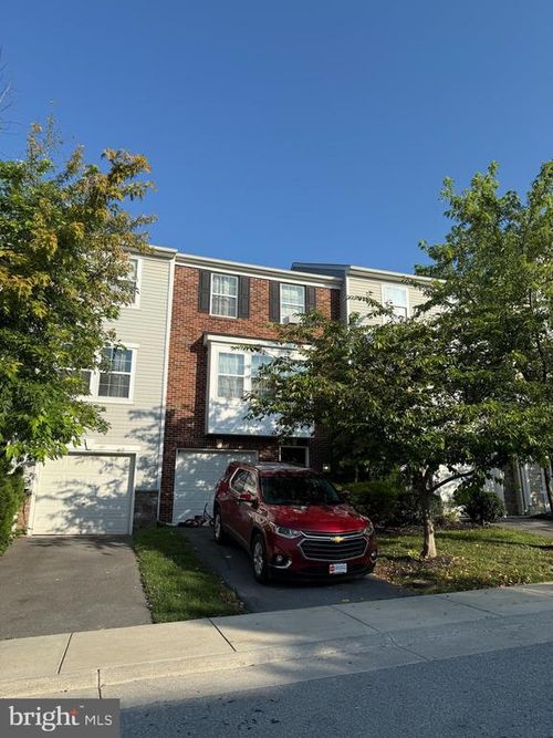 1151 Steed St, RANSON, WV, 25438-5738 | Card Image