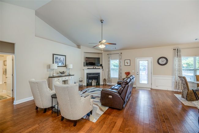 305 Rabbit Run Trl, House other with 4 bedrooms, 2 bathrooms and null parking in Simpsonville SC | Image 9
