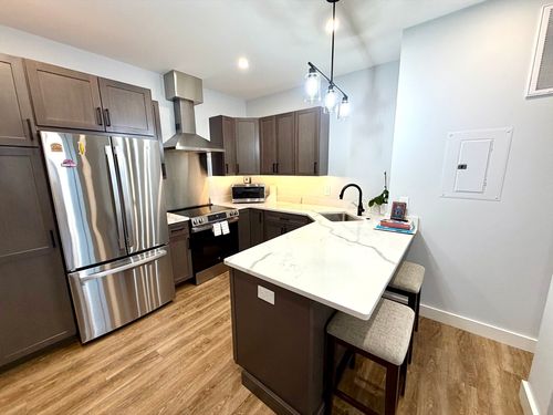 unit-403-21 Summer St, Natick, MA, 01760-4533 | Card Image