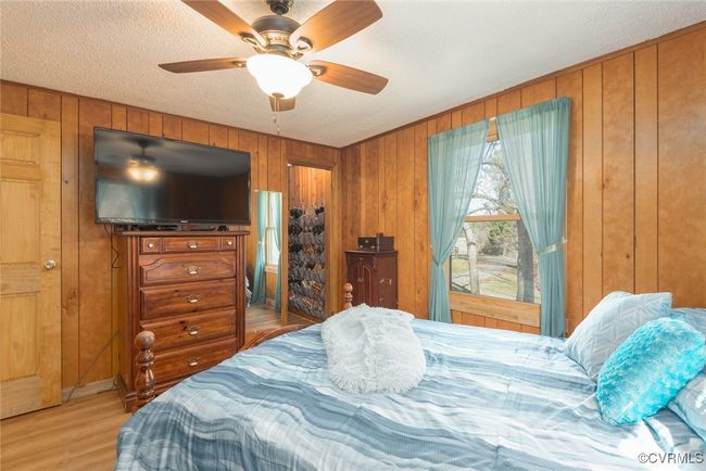 1316 General Puller Hwy, House other with 3 bedrooms, 2 bathrooms and null parking in Saluda VA | Image 24