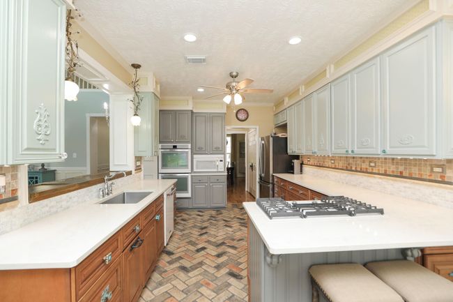 18606 Spring Heather Ct, House other with 4 bedrooms, 4 bathrooms and 3 parking in Spring TX | Image 19