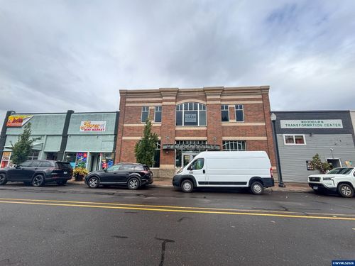 101-347 N Front (Ste 101) St, Woodburn, OR, 97071 | Card Image