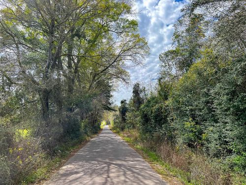 3 Eugene Walker Rd, Huntington, TX, 75949 | Card Image