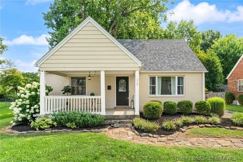 514 Chippewa Dr, Jeffersonville, IN, 47130-4602 | Card Image