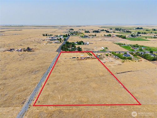9625 Road H.8 Ne, Moses Lake, WA, 98837-9333 | Card Image