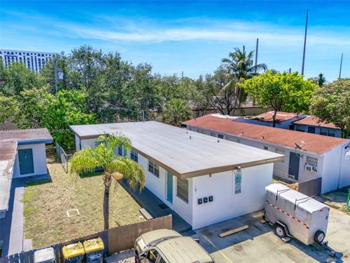 121 Sw 5th Ct, Dania Beach, FL, 33004-3584 | Card Image