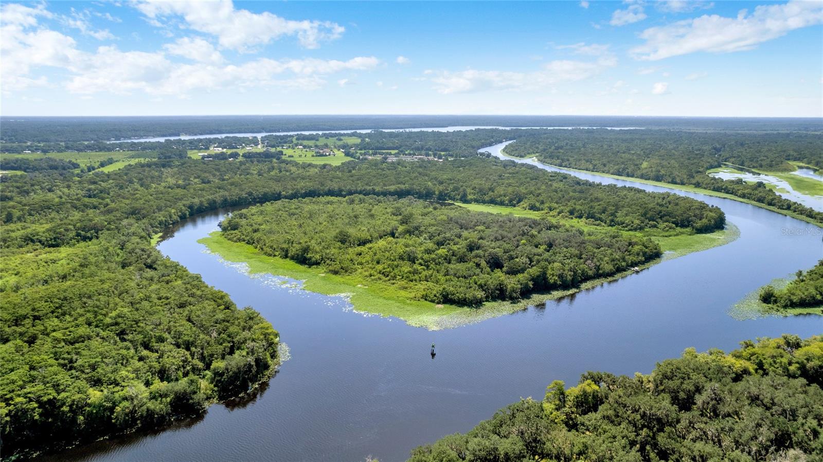 Land in DELAND