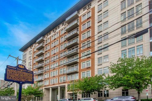 unit-402-1900 Hamilton St, PHILADELPHIA, PA, 19130-3892 | Card Image
