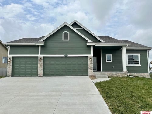 12108 S 107th Ave, Papillion, NE, 68046-5953 | Card Image