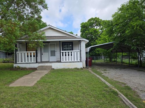 528 E Jefferson St, Van Alstyne, TX, 75495-5131 | Card Image