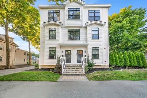 3-49A Chestnut St, Wakefield, MA, 01880-0084 | Card Image