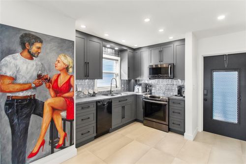 apt-20-650 Pine Dr, Pompano Beach, FL, 33060-7288 | Card Image