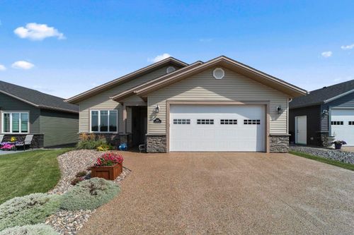 3929 49 Street, Camrose, AB, T4V5K1 | Card Image