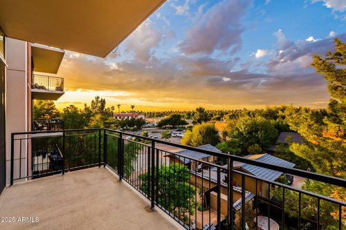 360-208 W Portland St, Phoenix, AZ, 85003-5452 | Card Image