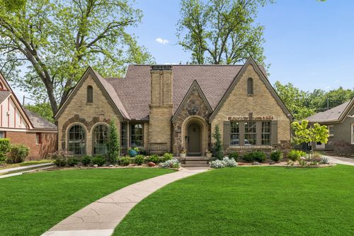 5526 Mercedes Ave, Dallas, TX, 75206-5822 | Card Image