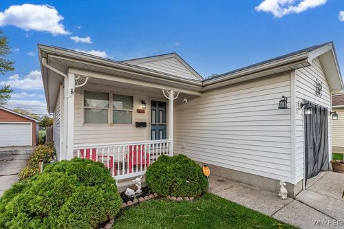 450 University Ave, Tonawanda, NY, 14223-3042 | Card Image