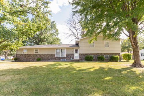 1410 Hulen Dr, MOBERLY, MO, 65270-3531 | Card Image