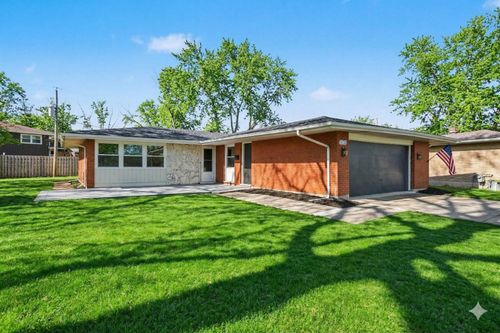 5535 Adeline Pl, Oak Forest, IL, 60452-3213 | Card Image