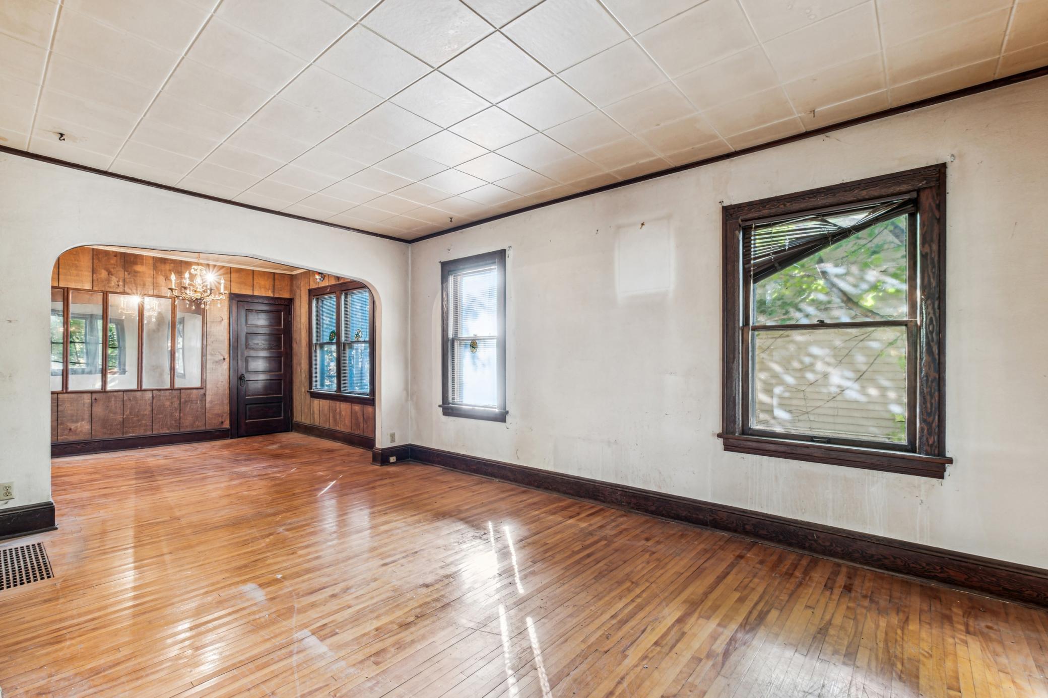 Bryant Ave, Minneapolis, MN 55412