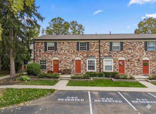 k-2571 Scioto View Ln, Columbus, OH, 43221-3680 | Card Image