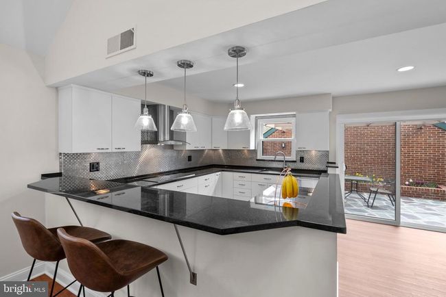 11310 Harborside Cluster, House other with 4 bedrooms, 3 bathrooms and null parking in Reston VA | Image 18
