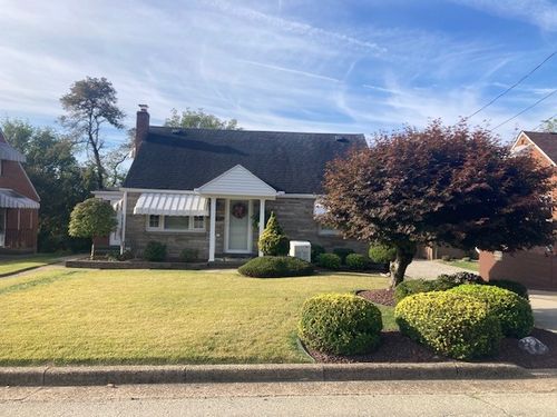 54 Scenery Blvd, Monessen, PA, 15062-2211 | Card Image