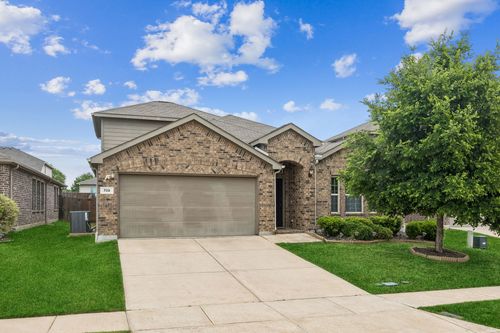 709 Cheyenne Dr, Aubrey, TX, 76227-1272 | Card Image