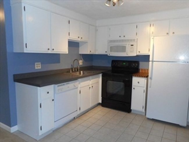 36-N - 24 Spencer Rd, Condo with 2 bedrooms, 1 bathrooms and 2 parking in Boxborough MA | Image 5