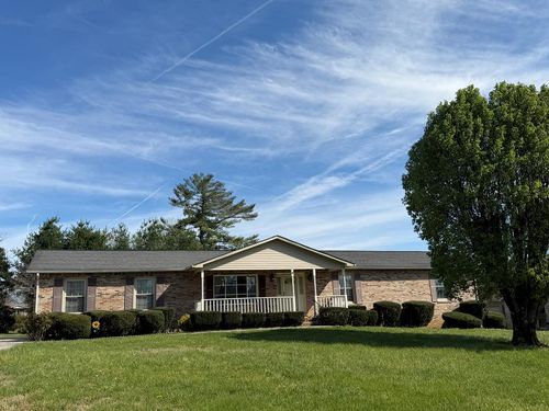 1656 Rosebank Ave, Cookeville, TN, 38506-4142 | Card Image