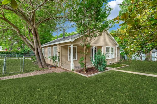 901 W Virginia St, Mckinney, TX, 75069-4547 | Card Image