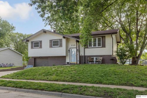 713 N 12th St, Blair, NE, 68008-1303 | Card Image