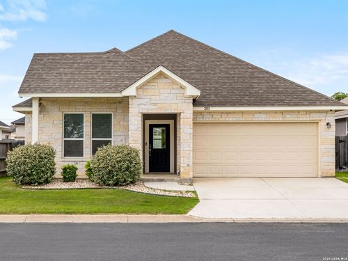 203 Winston Dr, Fredericksburg, TX, 78624-2312 | Card Image