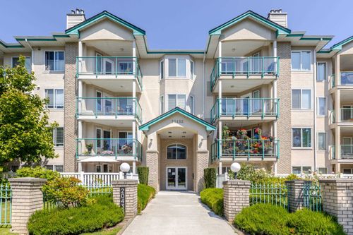 202-20433 53 Ave, Langley, BC, V3A7A6 | Card Image